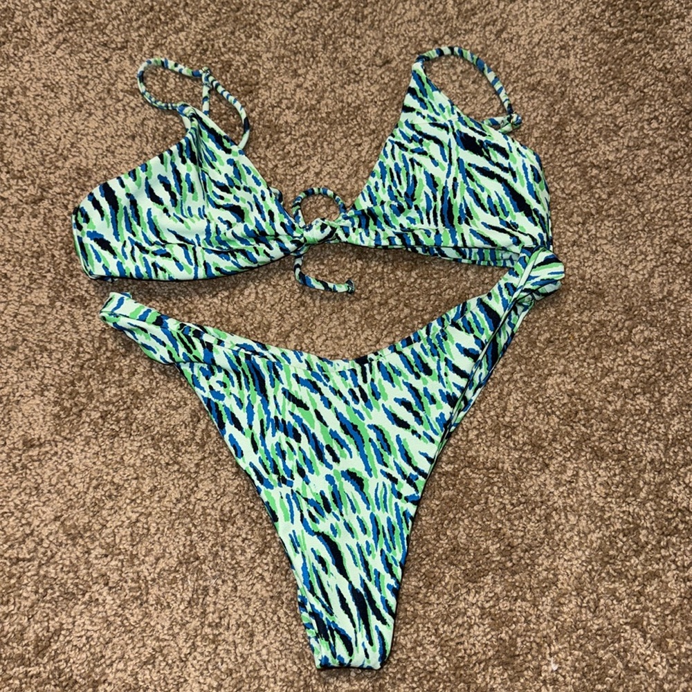 Skatie swim